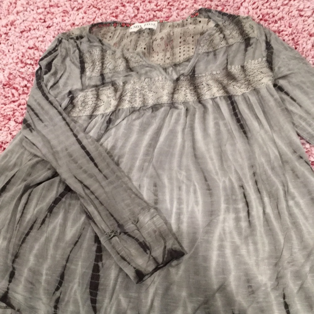 Medium Knox Rose blouse